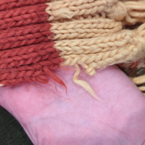 Handmade Scarf - Picture 4 of 5